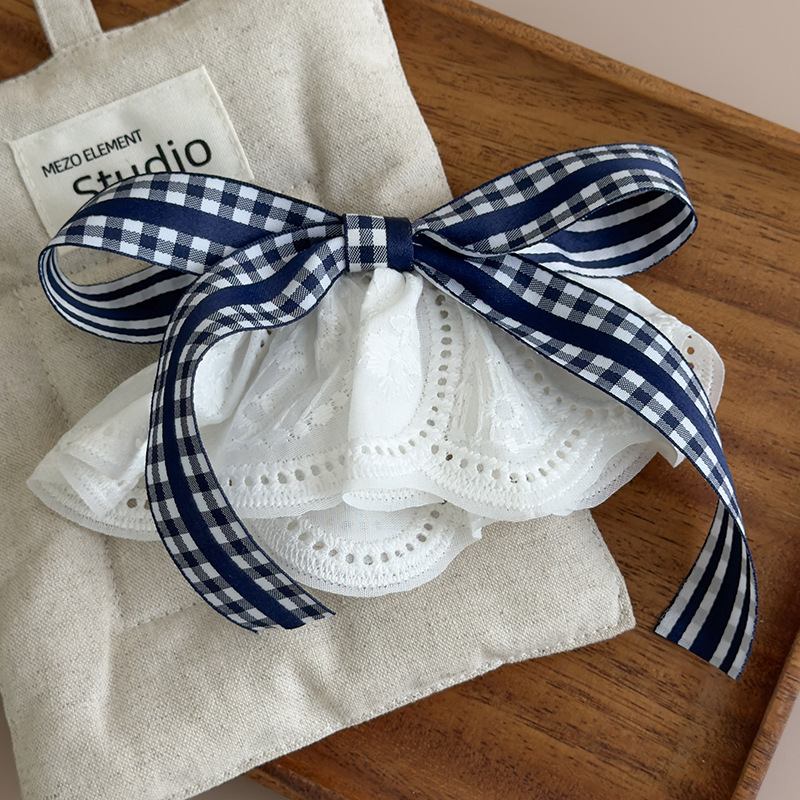 Agrafă de păr în carouri cu fundă