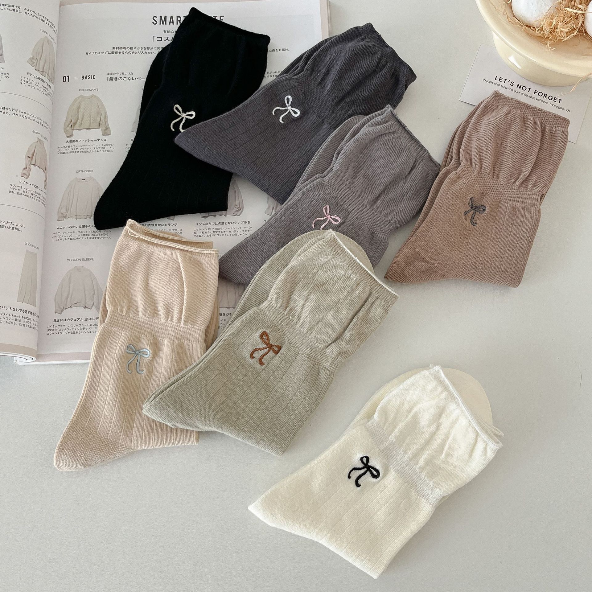 Meias Meia Canela com Laço Bordado