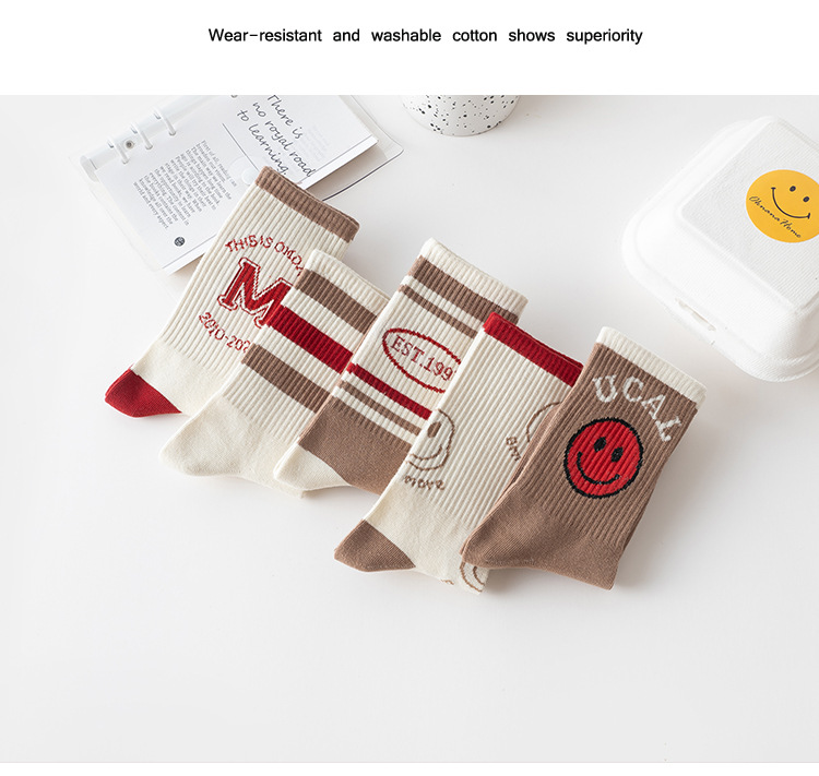 Meias Mid-Calf com Carinhas Sorridentes