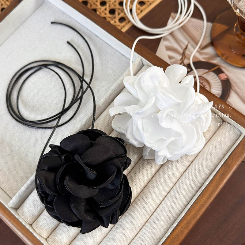 Квіткове Намисто-чокер