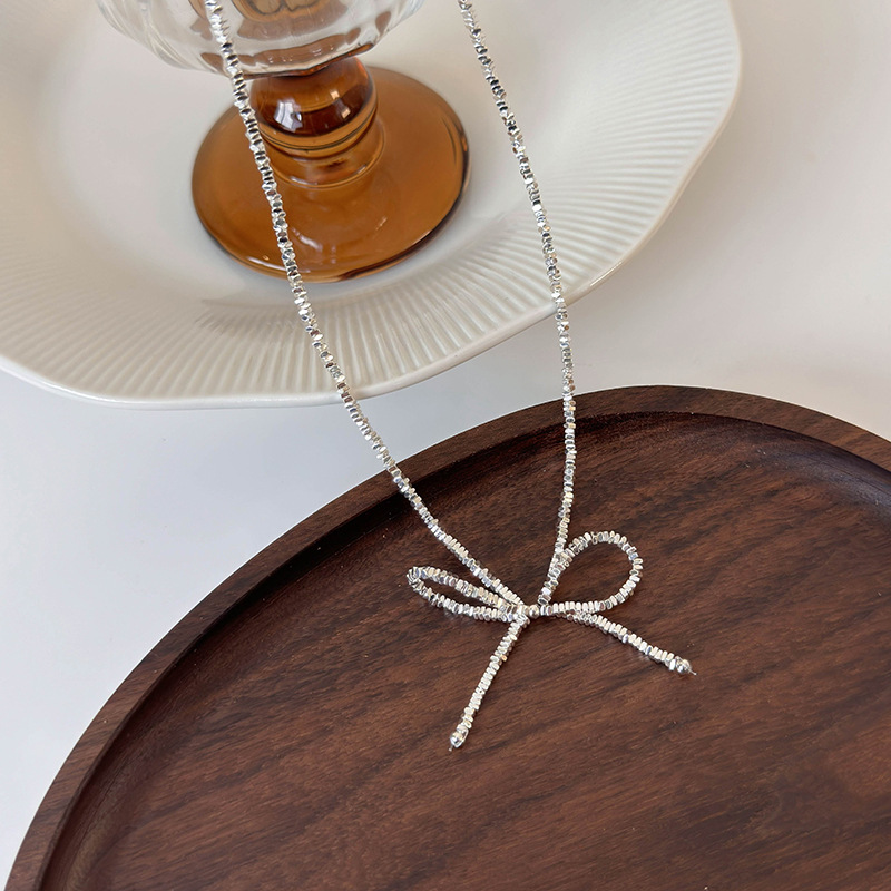 Funkelnde Schleifen-Anhänger Halskette