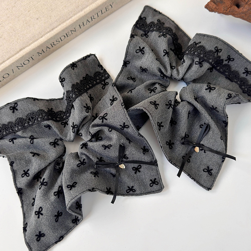 Szara Kokardkowa Opaska z Koronkową Krawędzią