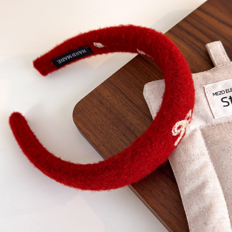 Cinta para el Cabello con Lazo Bordado