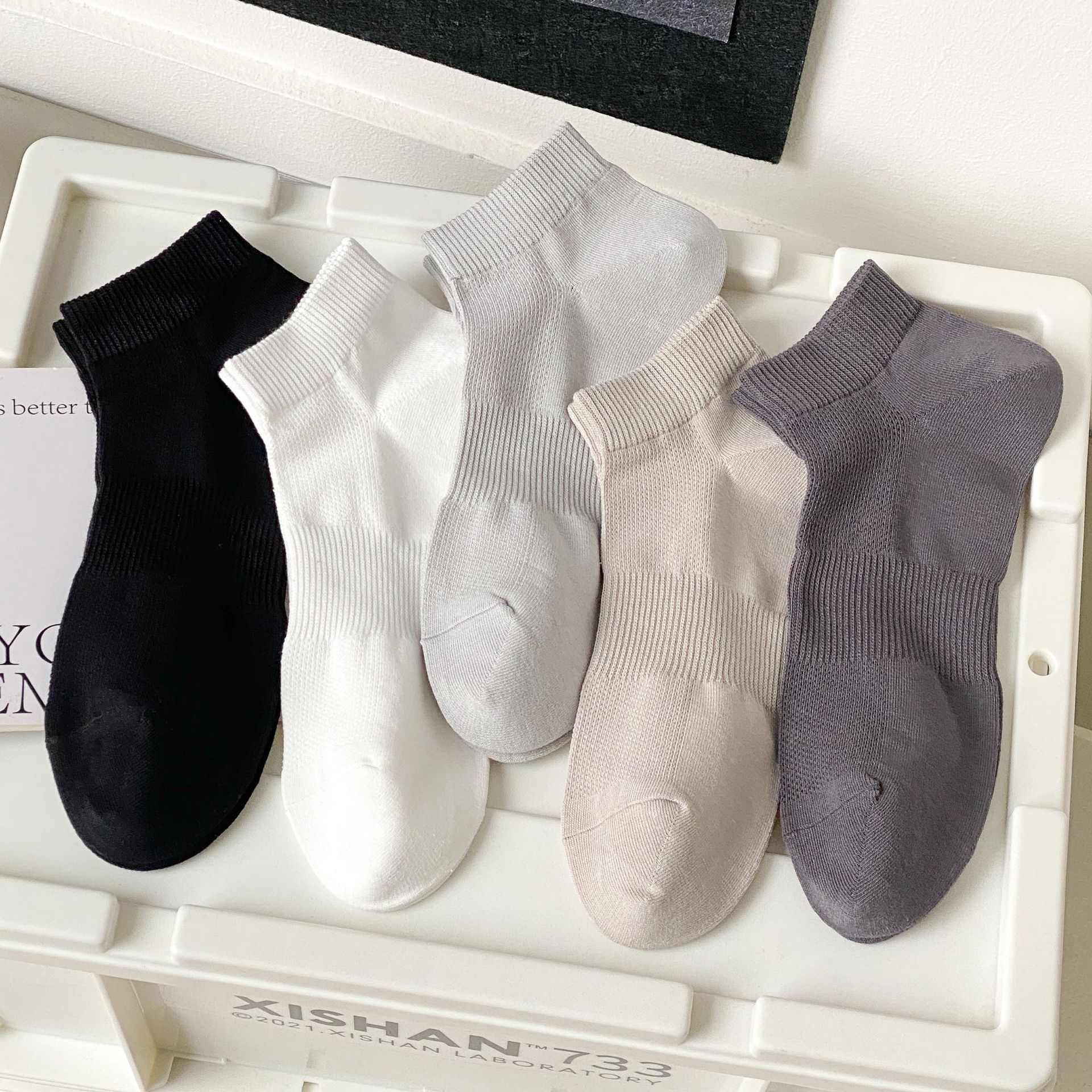 ถุงเท้าผู้ชายฝ้ายเมชระบายอากาศ