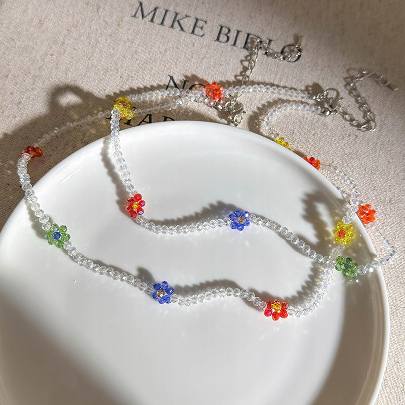 สร้อยคอดอกไม้ลูกปัดฤดูร้อน