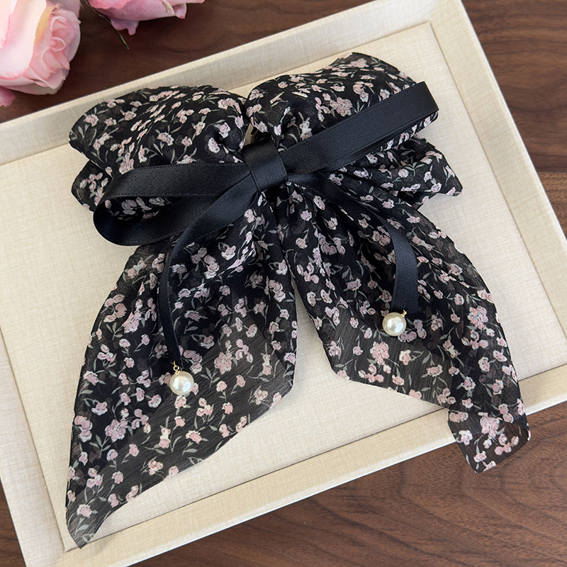 Scrunchies med rosett