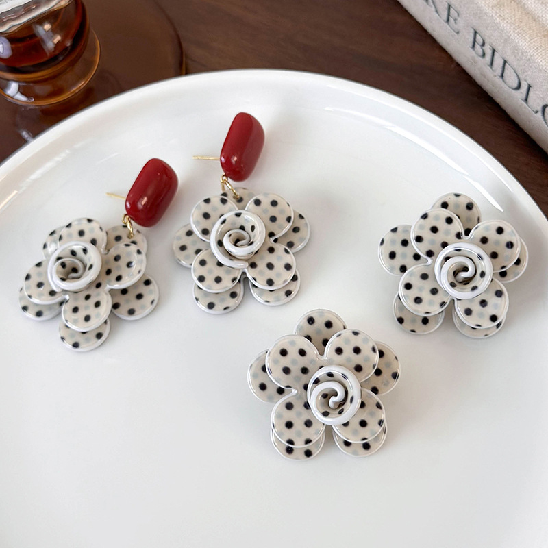 재패니즈 빈티지 이어 스터드