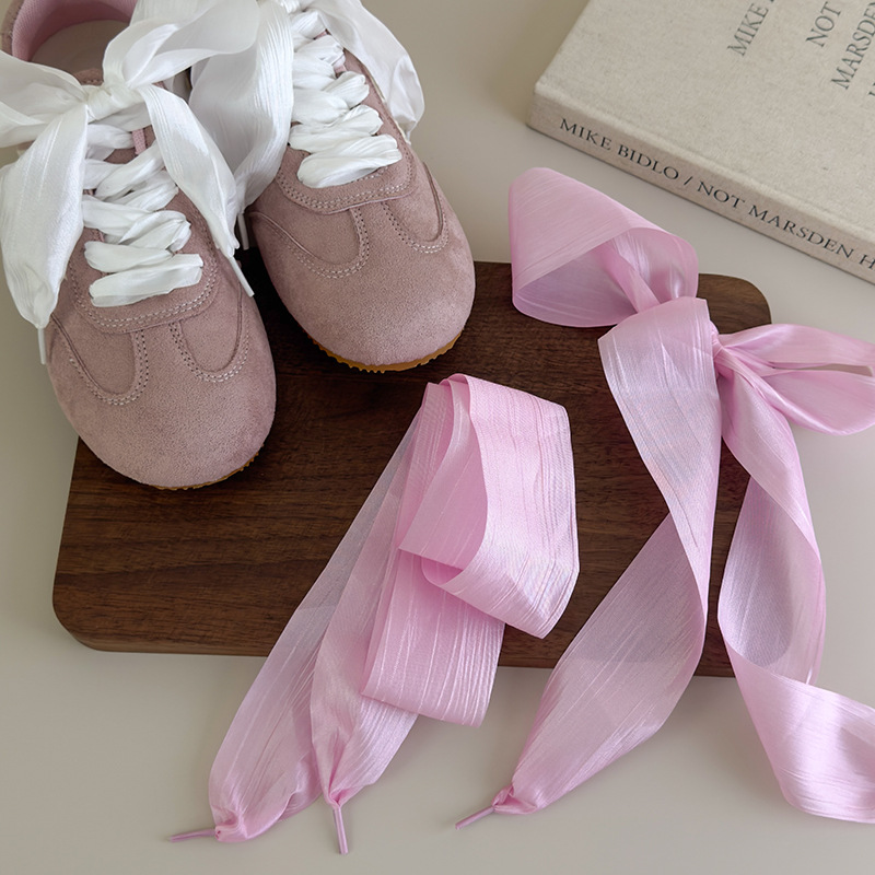 أربطة بشريط الأورجانزا وتشيفون لاس