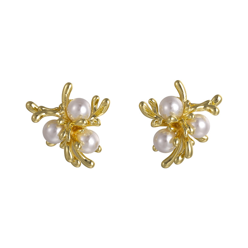 أقراط لؤلؤ كلاسيكية