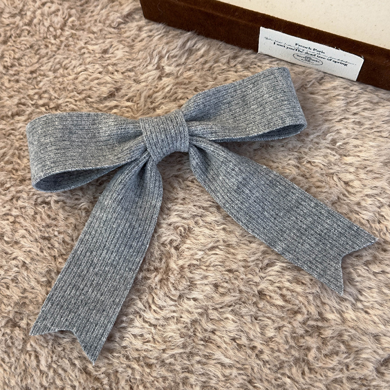 Knit Bow Hair Clip