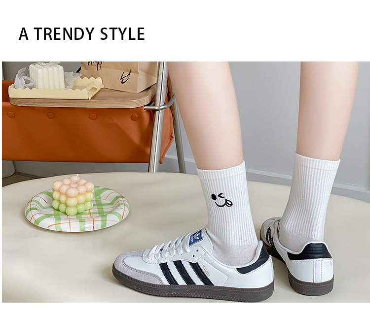 Meias Bordadas Divertidas