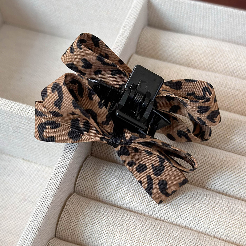 Agravă pentru păr cu fundiță leopard