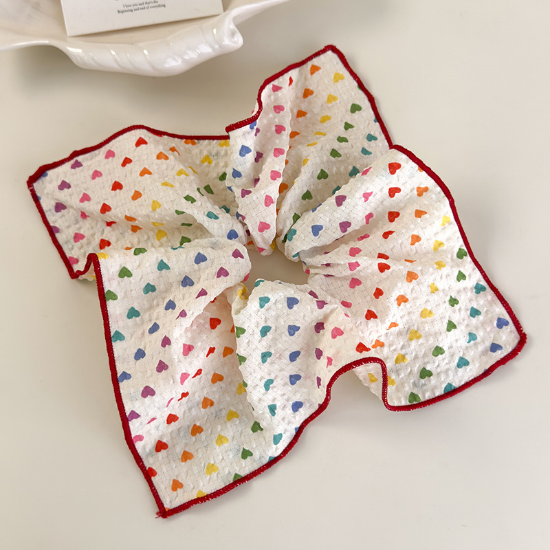 Dopaminowe Kolorowe Scrunchies i Gumki do Włosów z Serduszkami w Bańkach