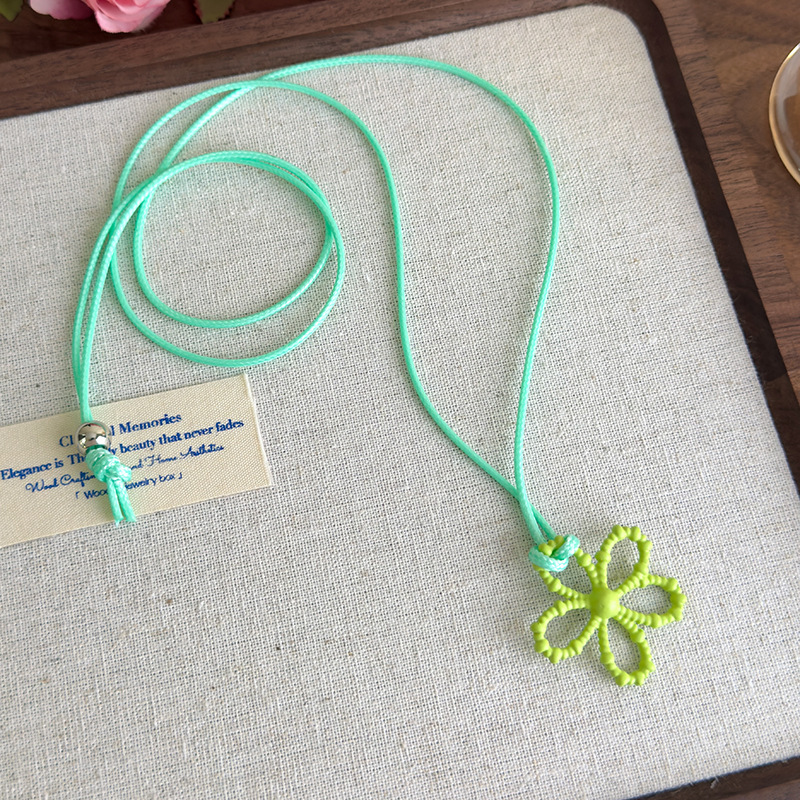 Намисто-чокер з бісером