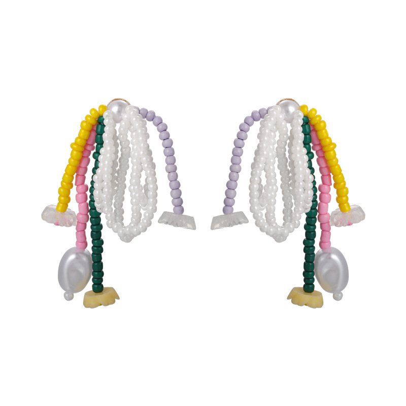 أقراط بكعكة وشرابات مع خرز