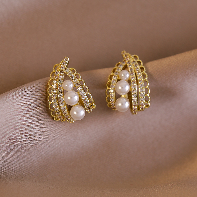 Pearl Earrings