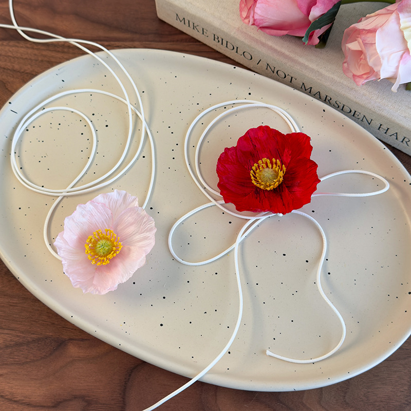 قلادة زهرة الخشخاش