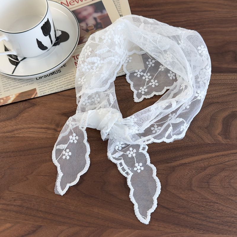 Σετ Γαλλικής Βίνταζ Φλοράλ Δαντέλας