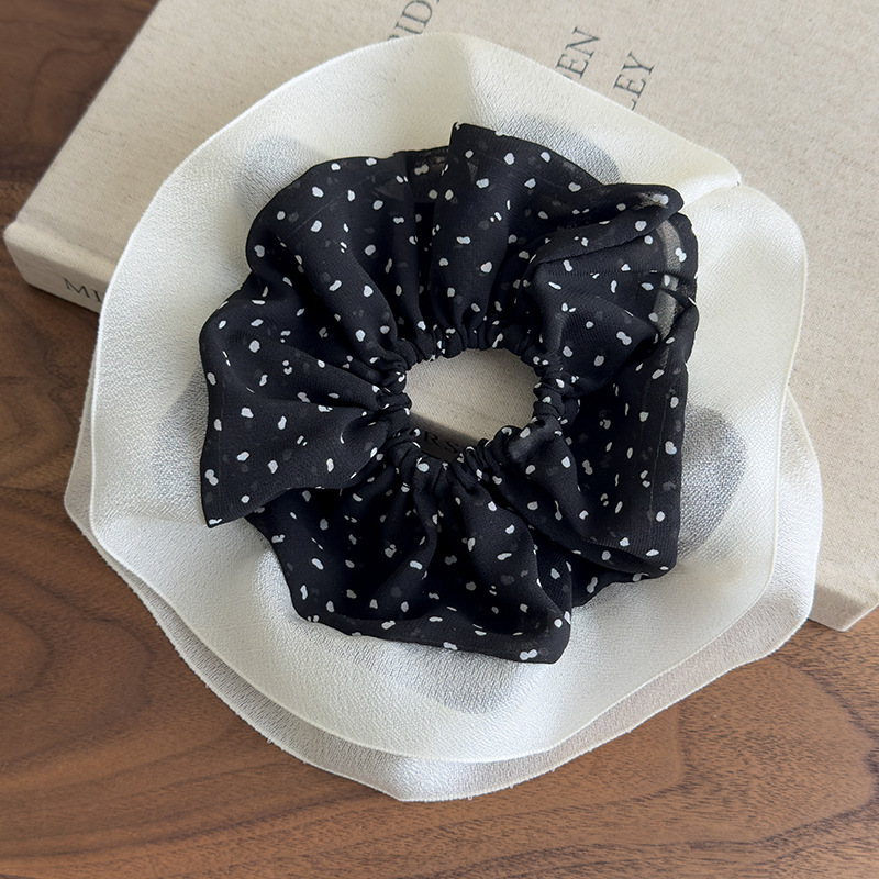 Powiększone Chiffonowe Gumki z Kropkami