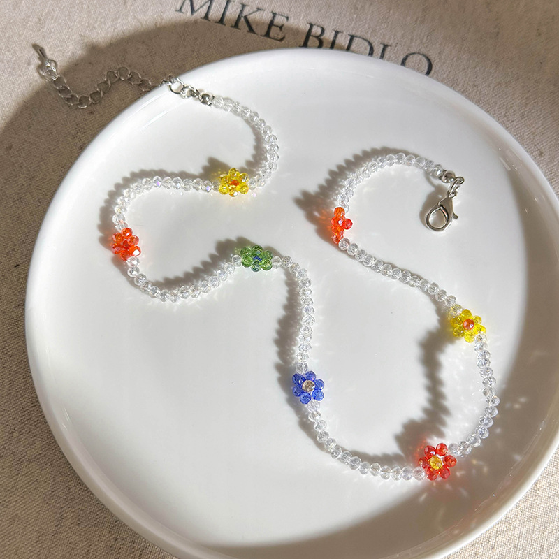 สร้อยคอดอกไม้ลูกปัดฤดูร้อน