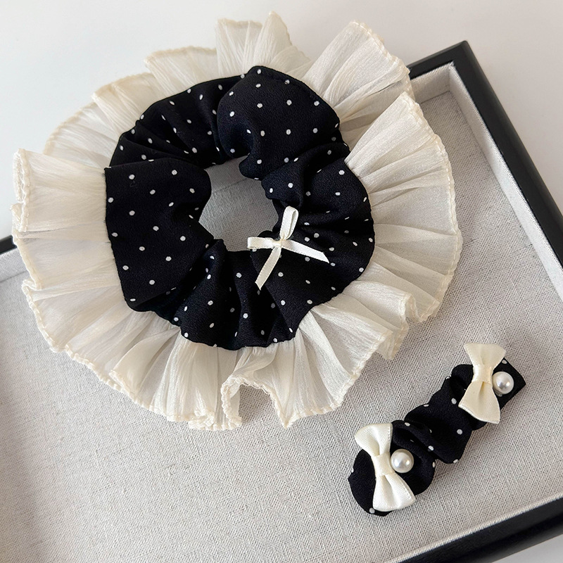 Scrunchies a Sponky do Vlasů s Tečkami