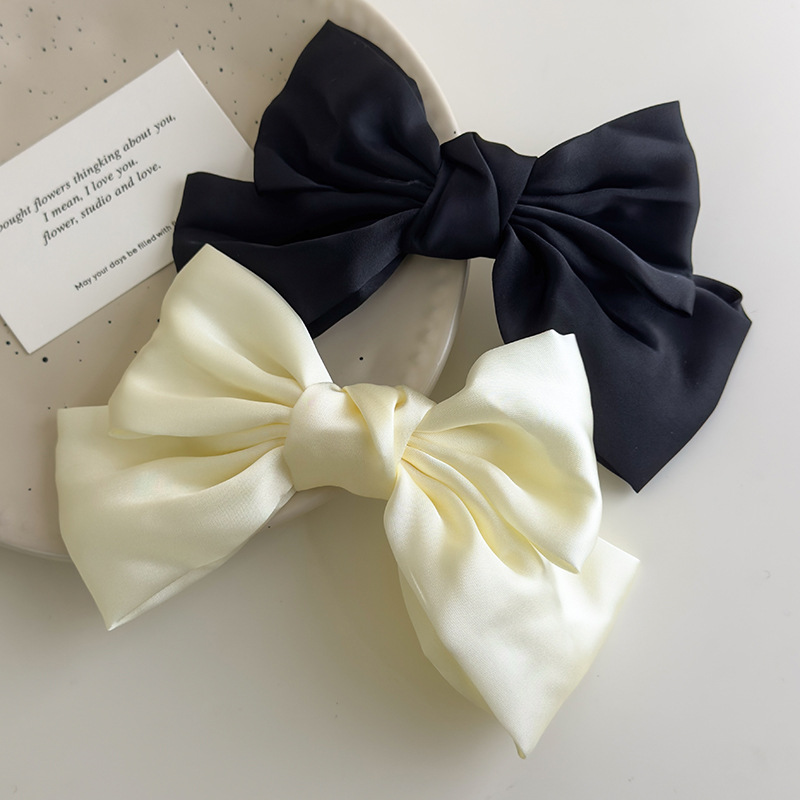 Pinza para Cabello con Lazo Beige