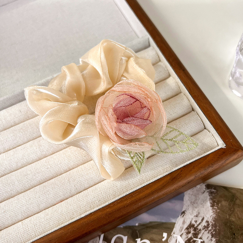 Fermacapelli Floreali con Camelia