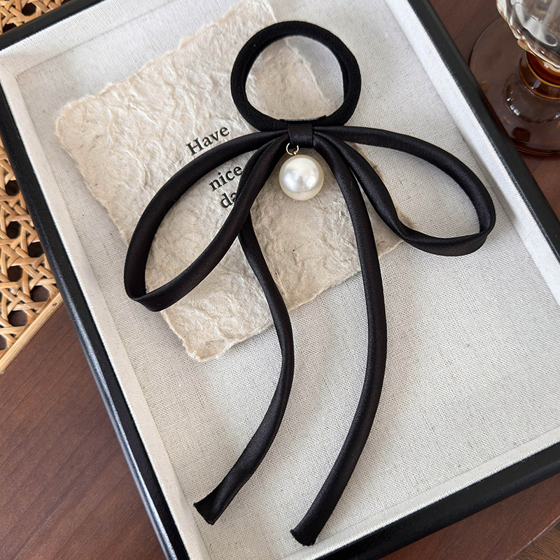 Fransk Hårsnodd med Rosett och Pärla