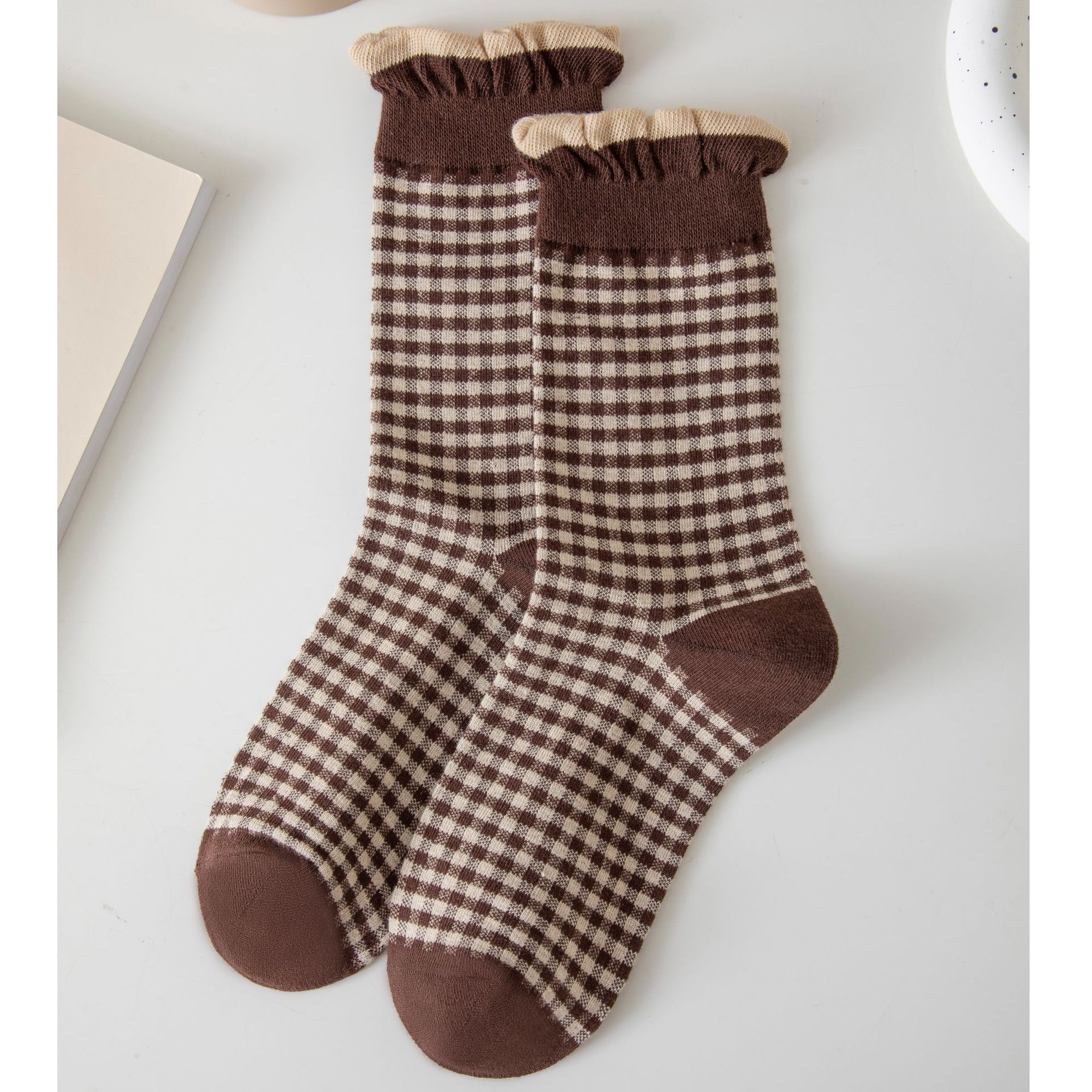 Meias Femininas de Xadrez e Bolinhas