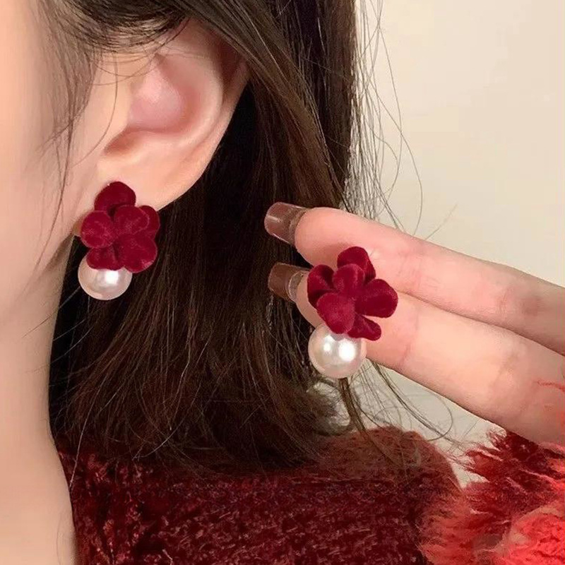 벨벳 플라워 펄 귀걸이