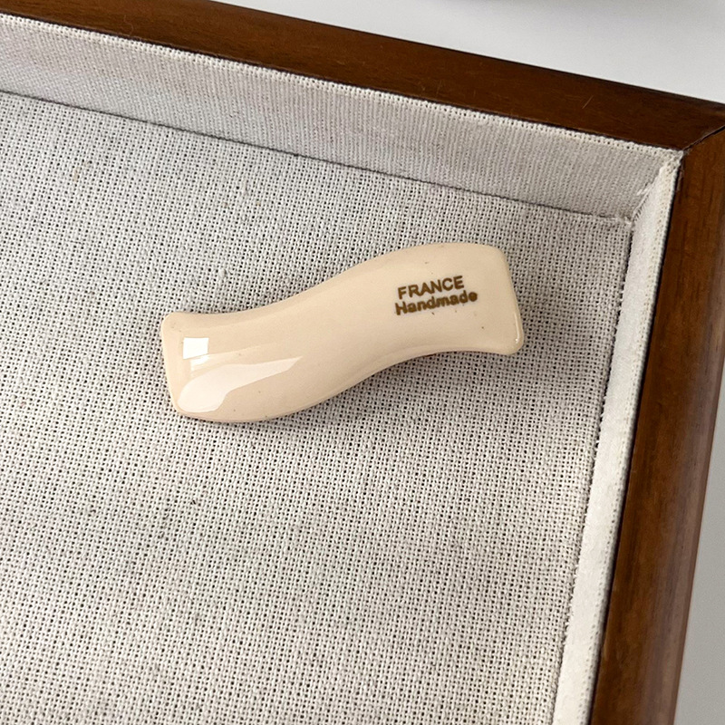 Agrafă de păr din acetat ondulat