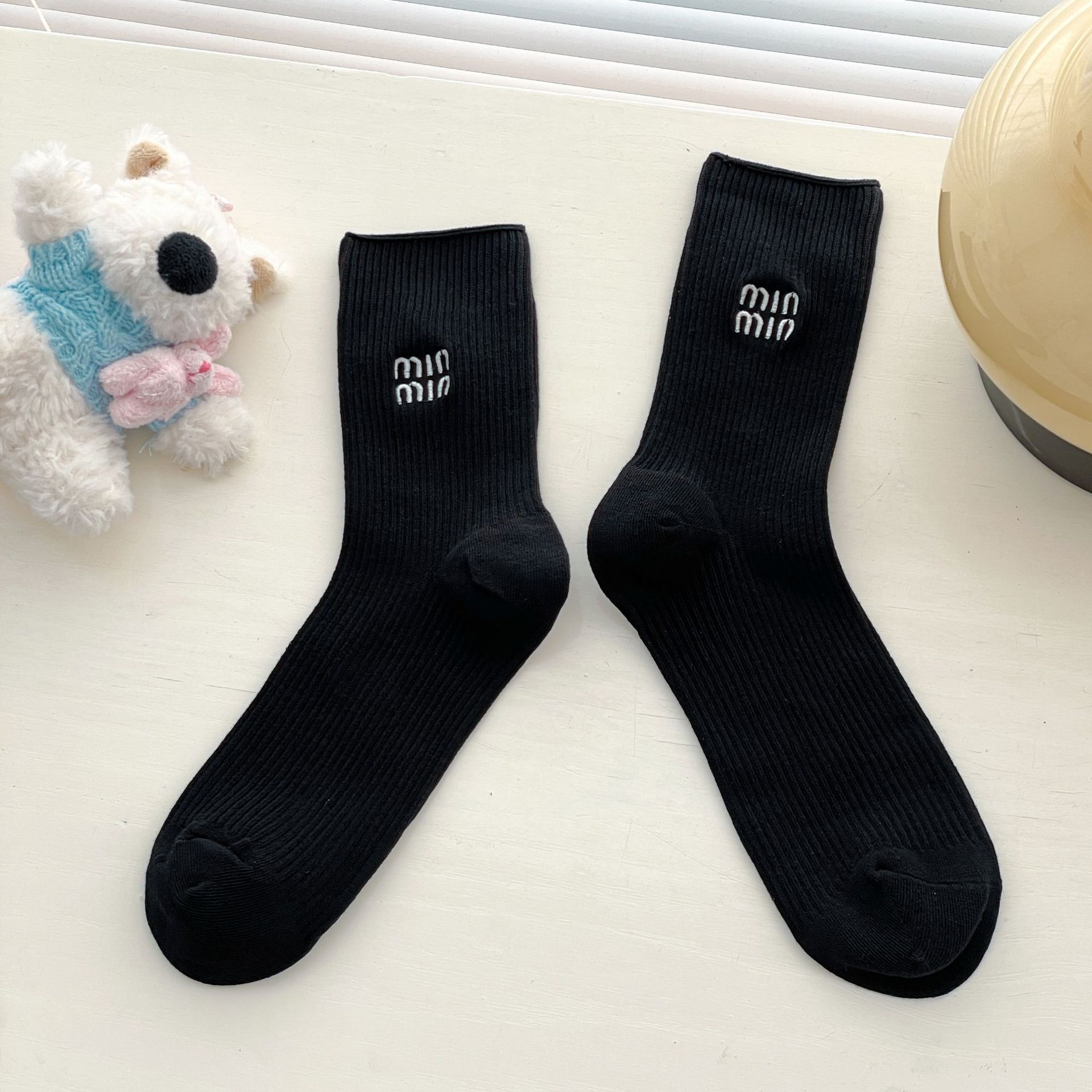 Meias Scrunch com Bordado de Letras