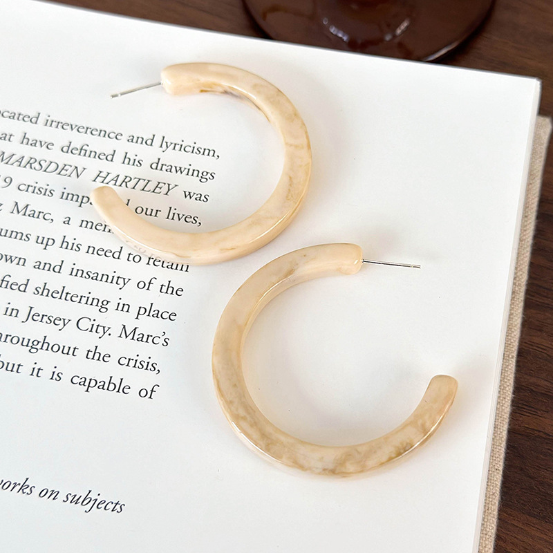 C-Şekilli Retro Küpeler