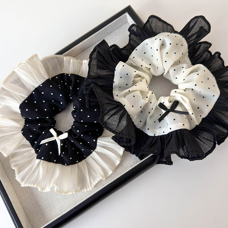 Scrunchies a Sponky do Vlasů s Tečkami