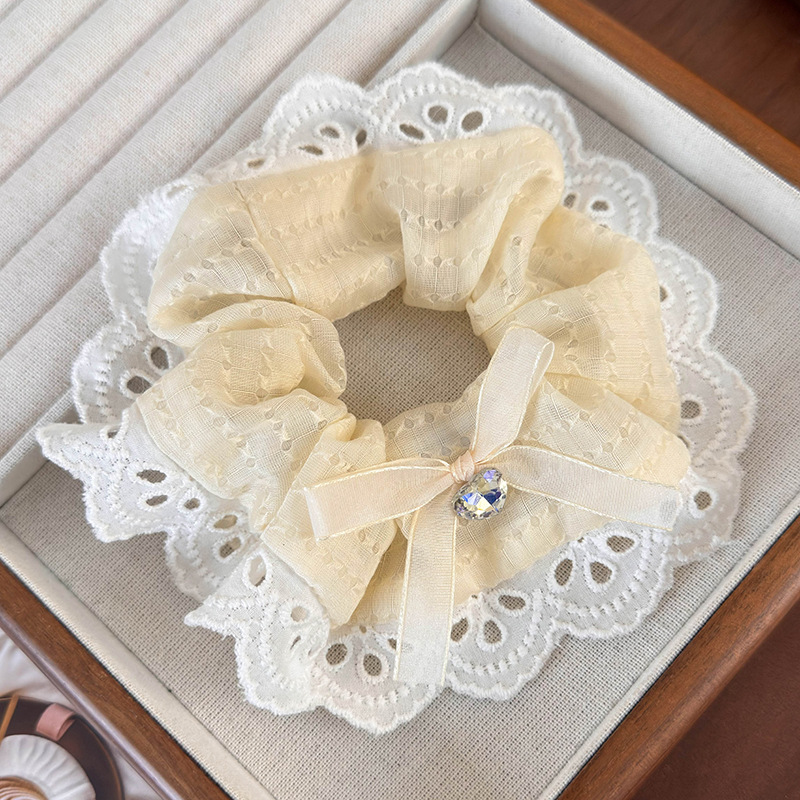 Scrunchie Cabelo com Laço e Strass