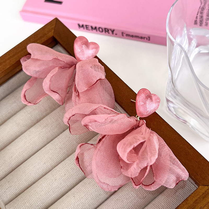 하트와 플로럴 귀걸이