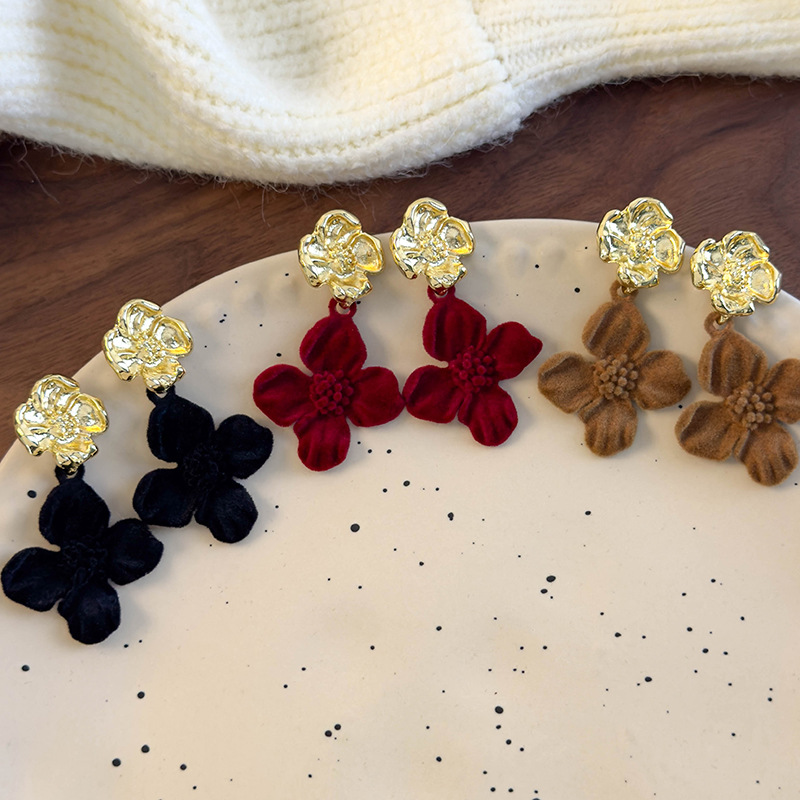 Francouzské Vintage Sametové Květinové Náušnice