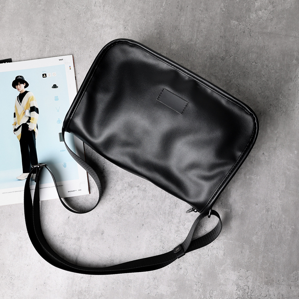 남성 크로스바디 백