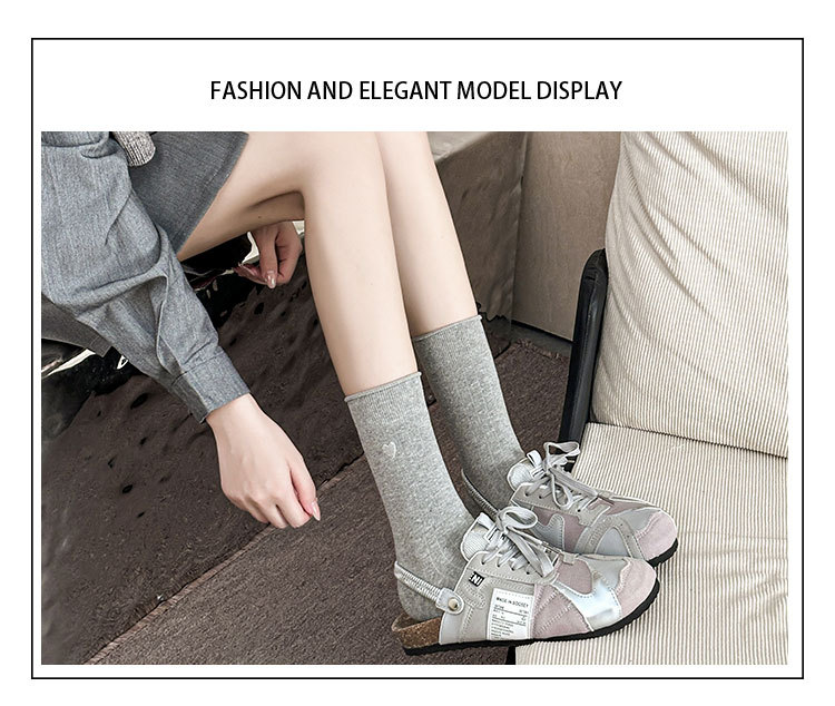 Meias de Coração Bordado