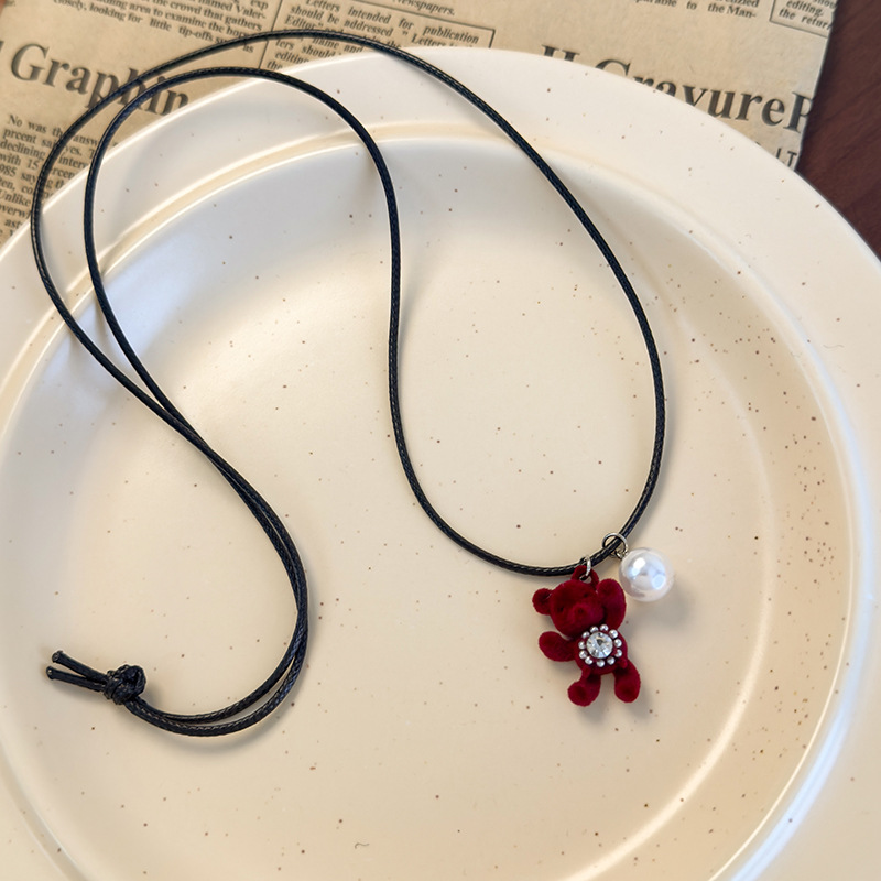 Κολιέ με Φλοκέ Καθήμενο Αρκούδα