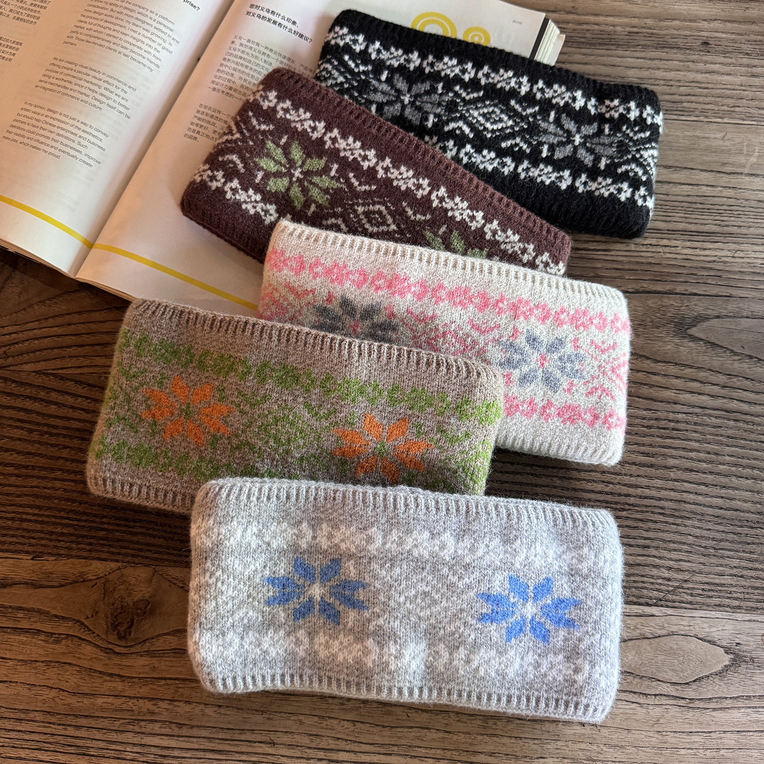 Πλεκτή Κάπα για Μαλλιά με Φαρδύ Γείσο