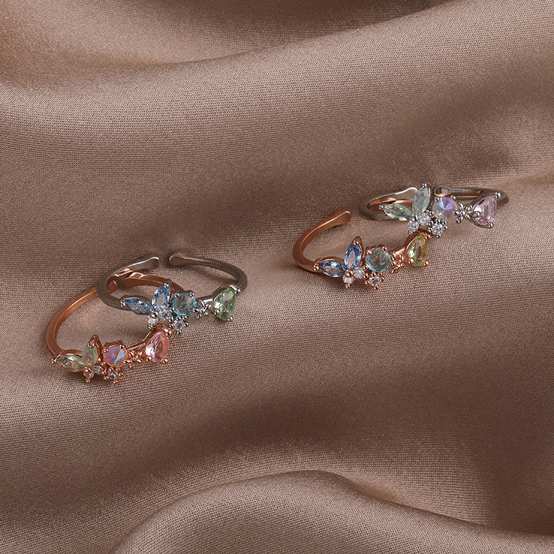 Inel Reglabil cu Perle și Zirconiu