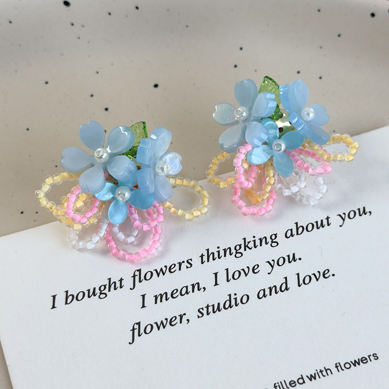 Boncuklu Çiçek Küpe