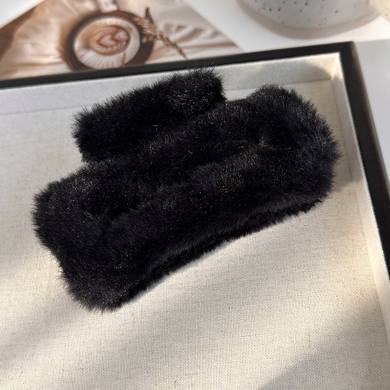 Agrafă pentru Păr din Pluș