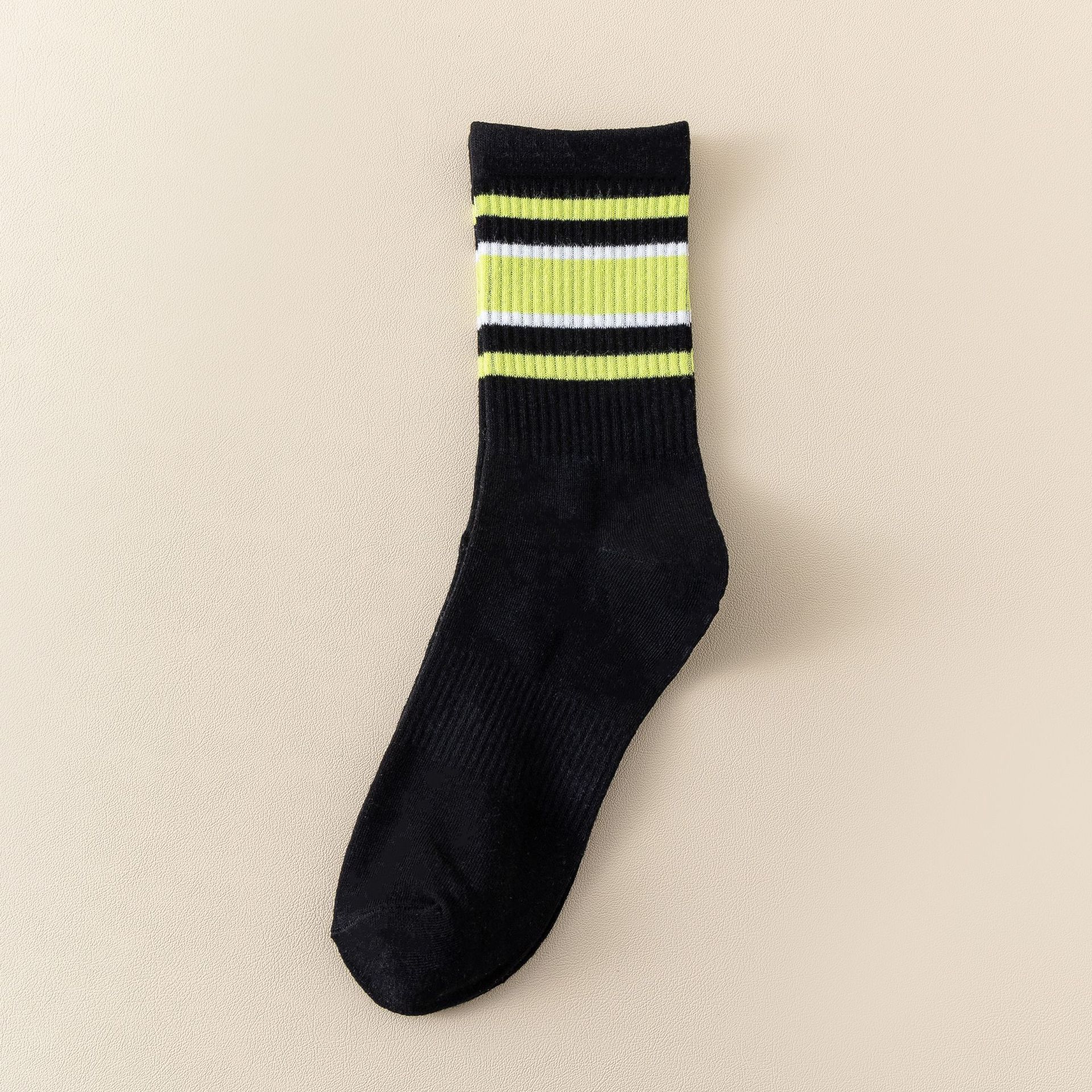 Podkolenky s duhovými pruhy