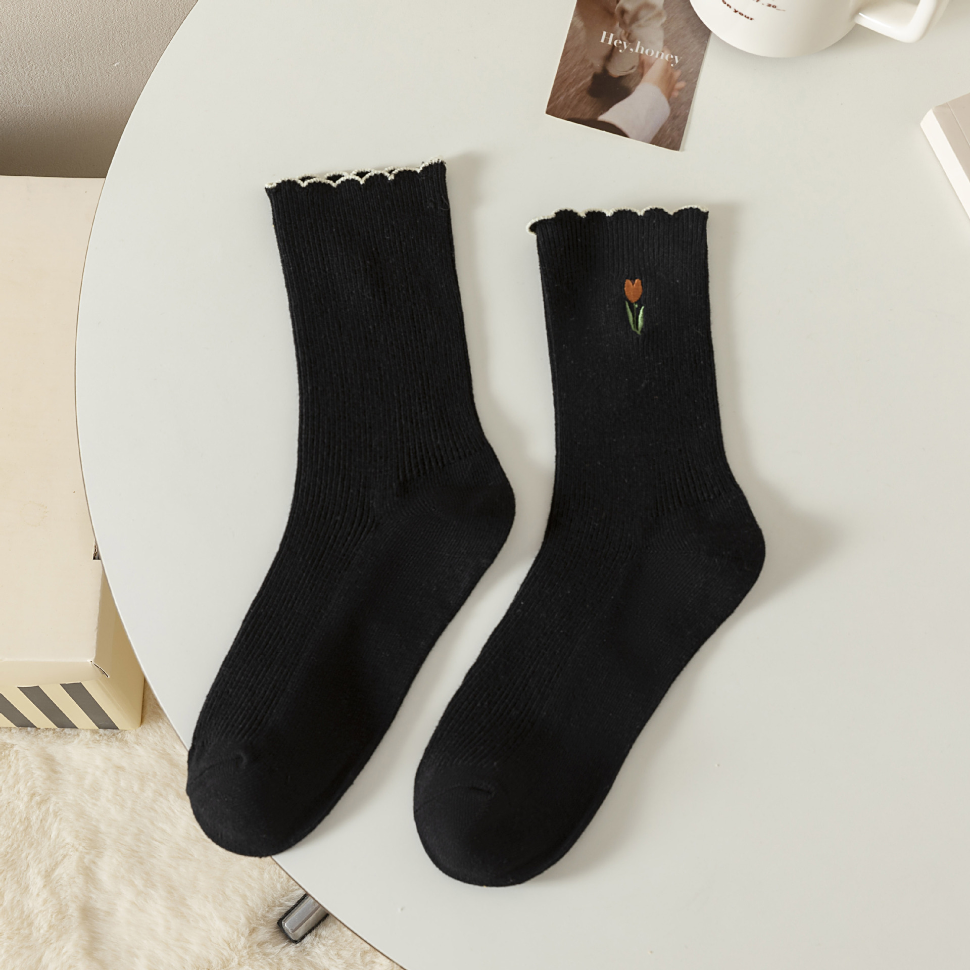 Meias Femininas de Cano Médio