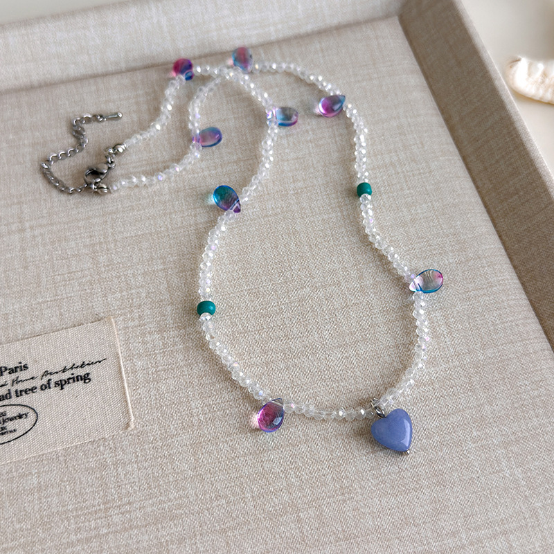 Блакитне намисто з мушлями та намистинами