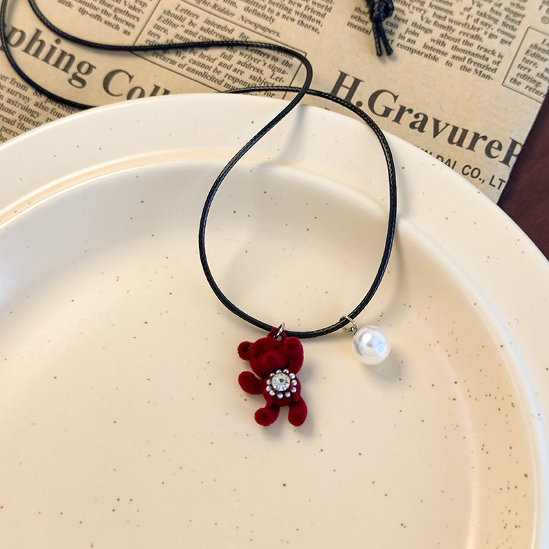 Κολιέ με Φλοκέ Καθήμενο Αρκούδα