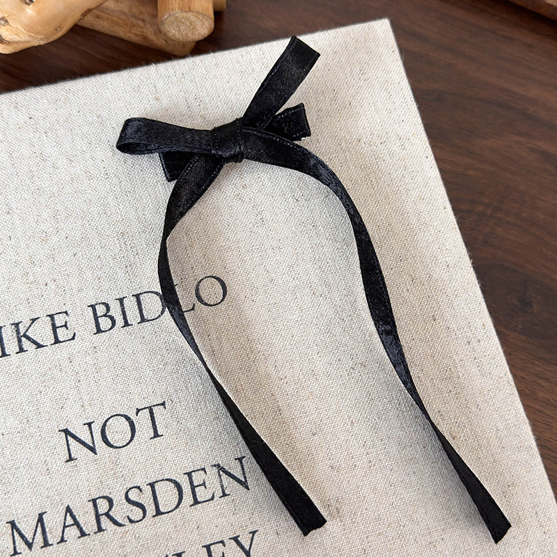 Grampo Bico de Pato com Laço de Ballet