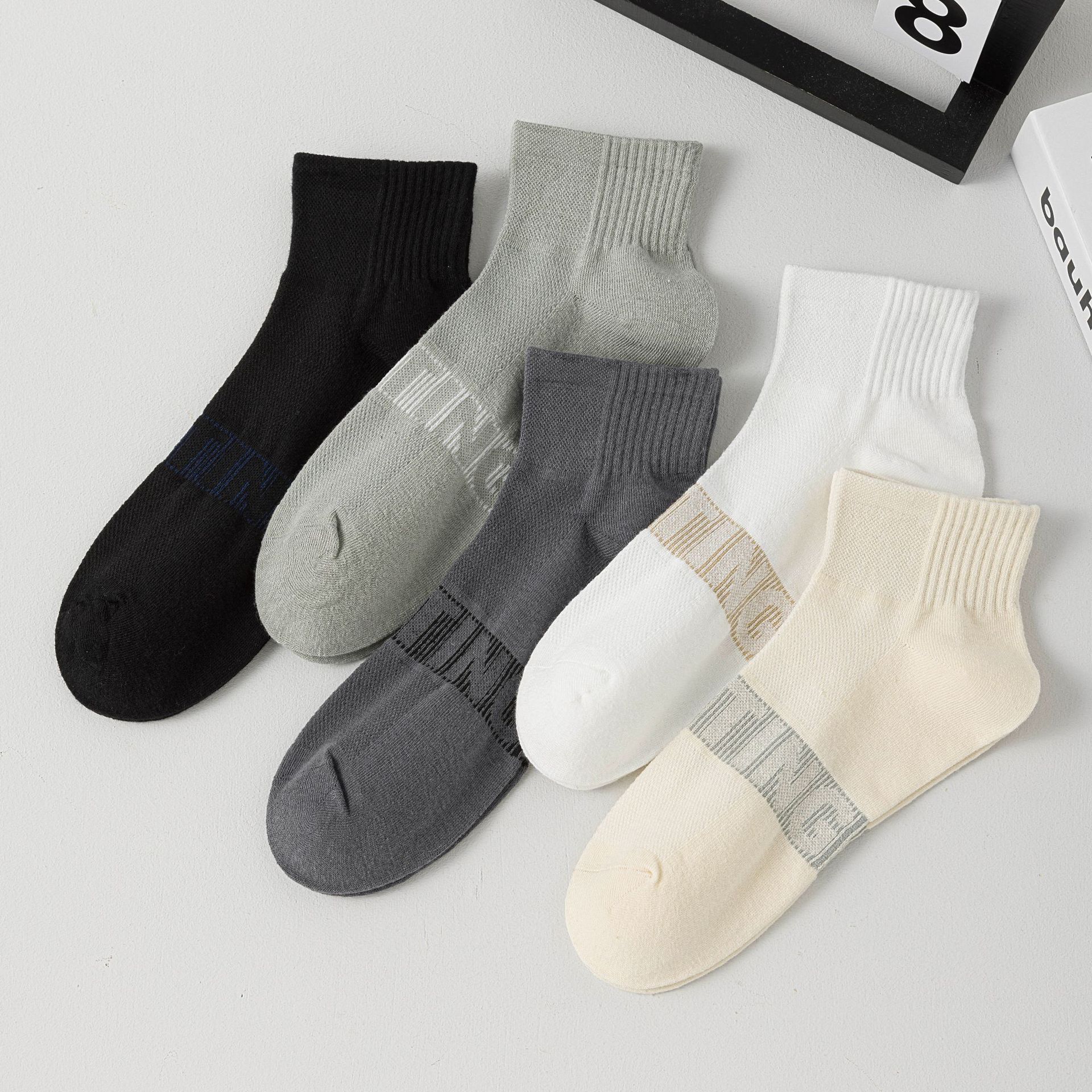 Kaus Kaki No-Show Pria Katun